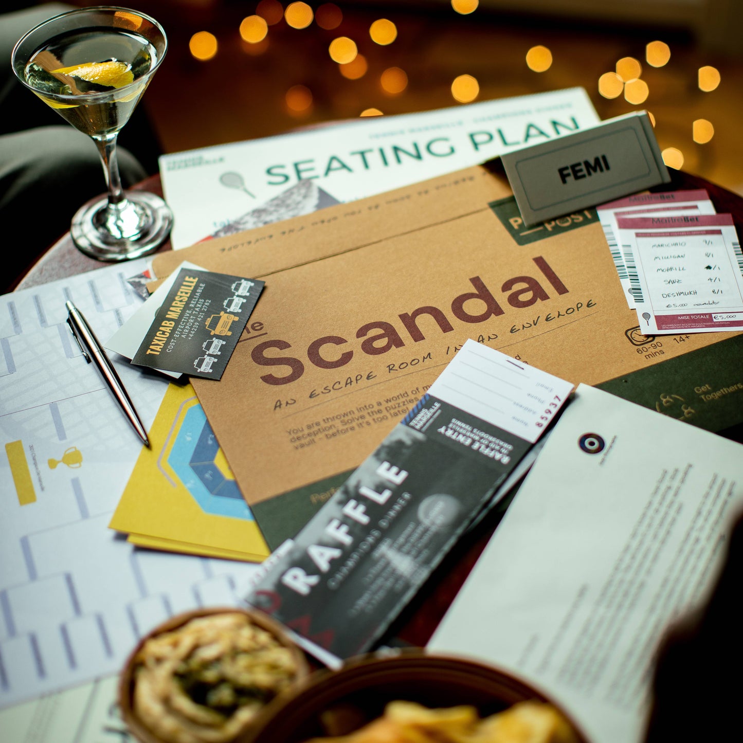 'The Scandal' Escape Room in An Envelope: Dinner Party Board Game